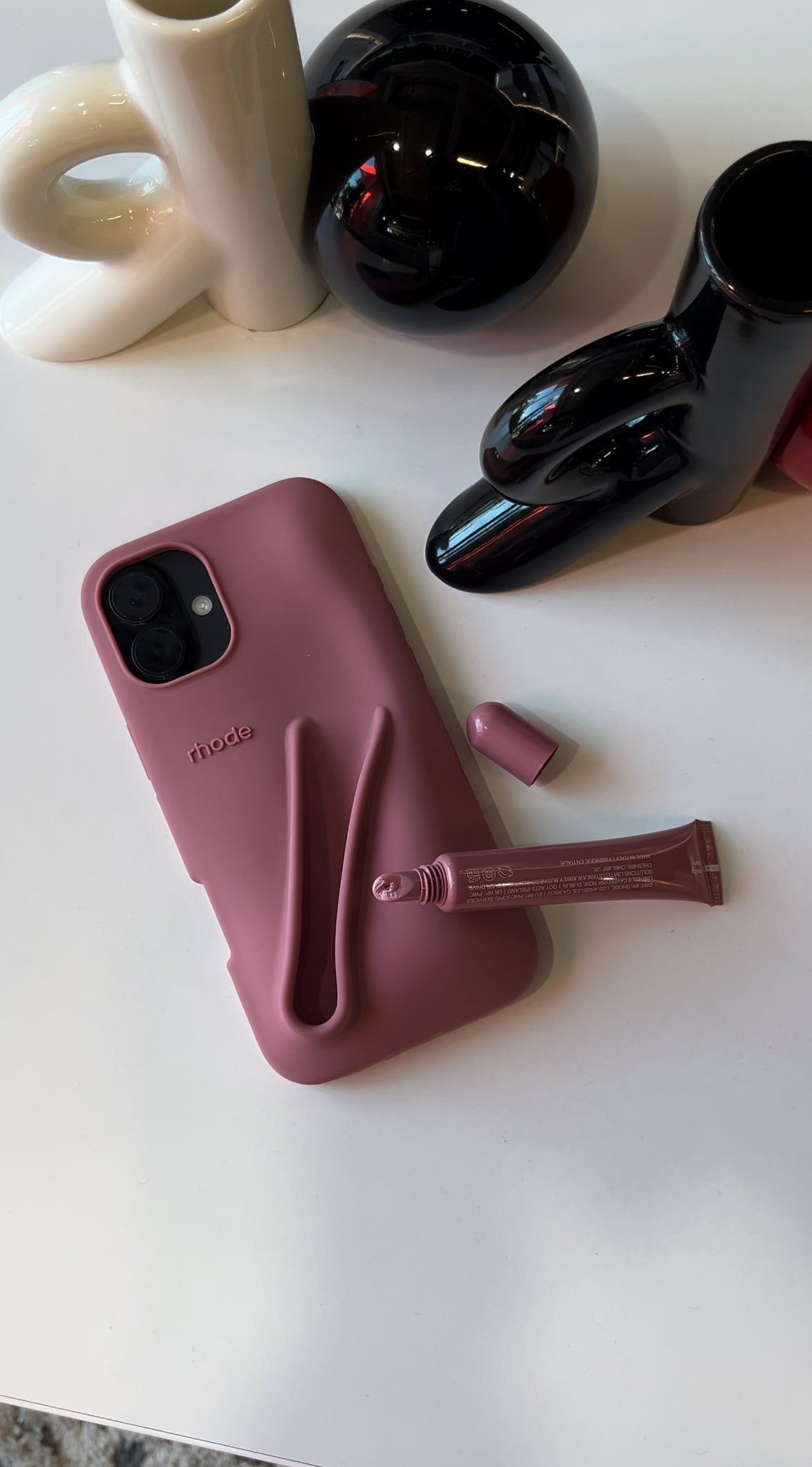 Gloss + Pochet